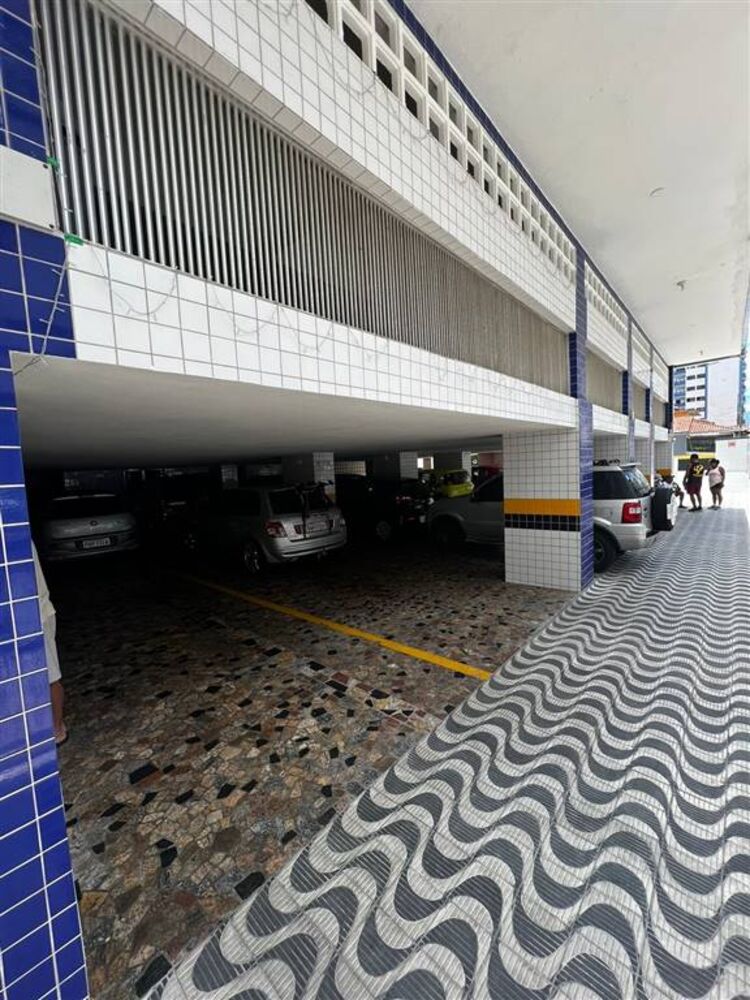 Apartamento à venda com 1 quarto, 29m² - Foto 2