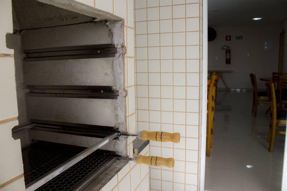 Apartamento para alugar com 2 quartos, 76m² - Foto 10