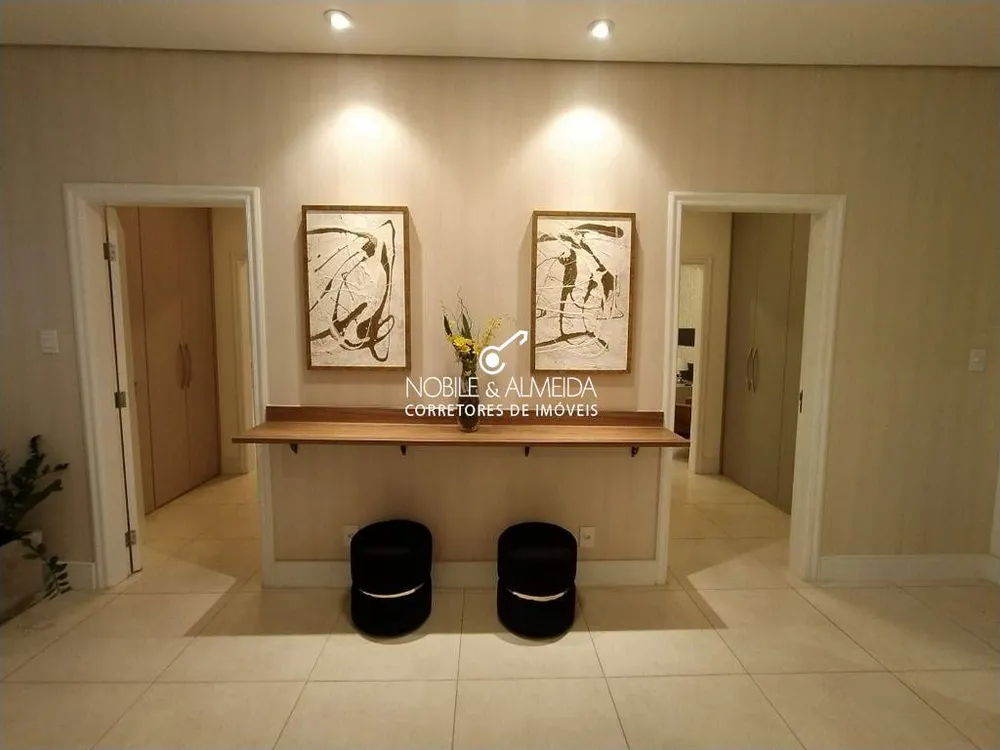 Apartamento, 4 quartos, 233 m² - Foto 1