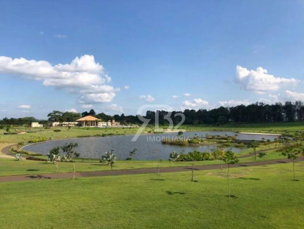 Loteamento e Condomínio, 840 m² - Foto 1