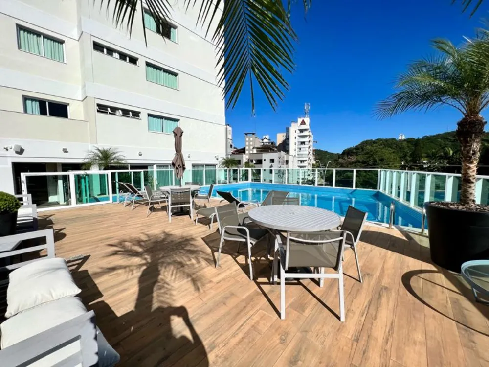 Cobertura, 4 quartos, 289 m² - Foto 2