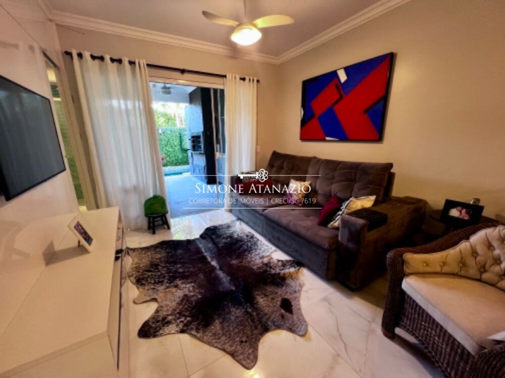 Casa à venda com 4 quartos, 124m² - Foto 1