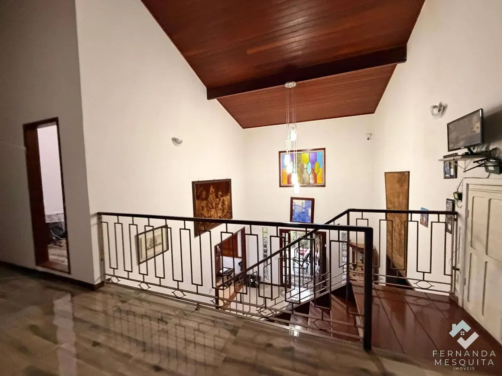 Casa, 5 quartos, 300 m² - Foto 17