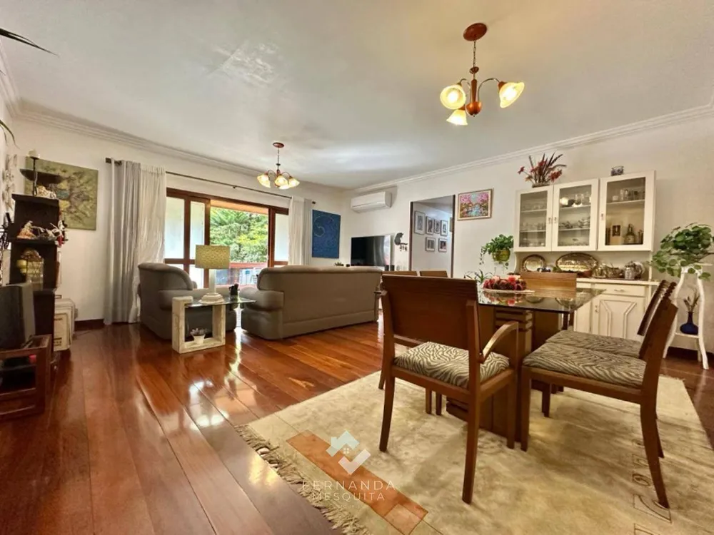 Apartamento, 3 quartos, 140 m² - Foto 1