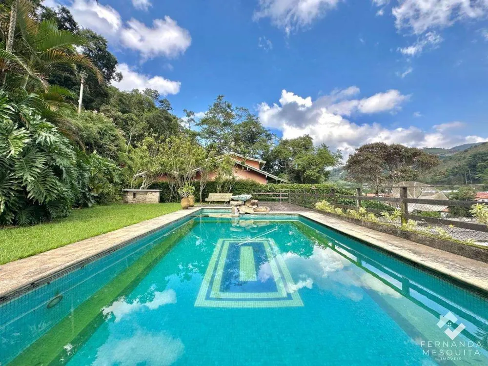 Casa, 3 quartos, 327 m² - Foto 2