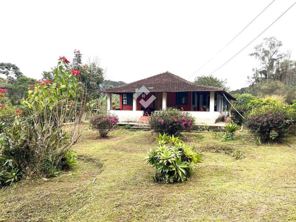 Sítio, 3 quartos, 150 m² - Foto 1