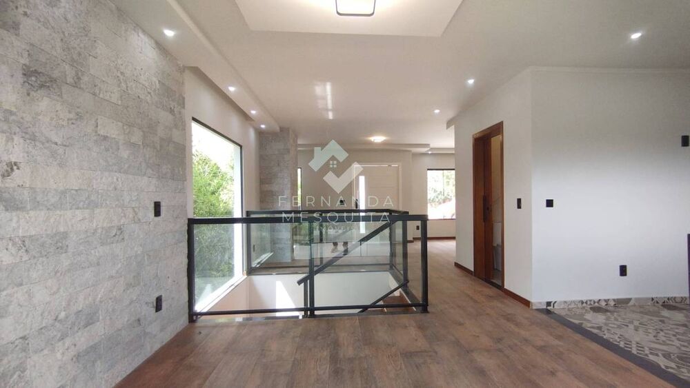 Casa de Condomínio à venda com 3 quartos, 150m² - Foto 4