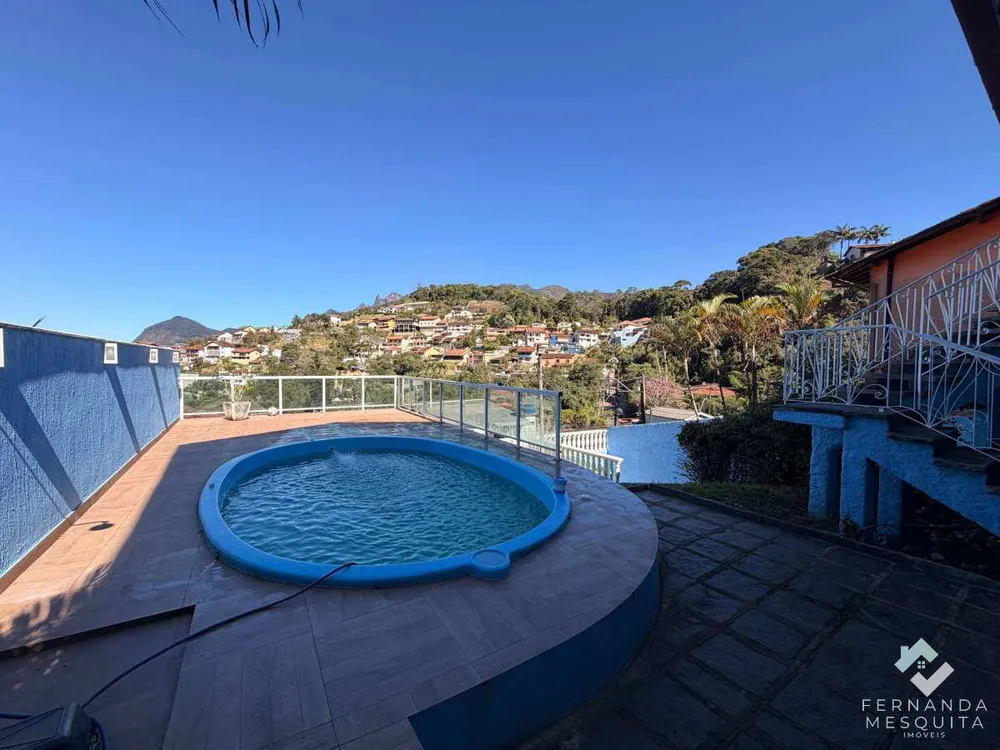 Casa, 3 quartos, 209 m² - Foto 2