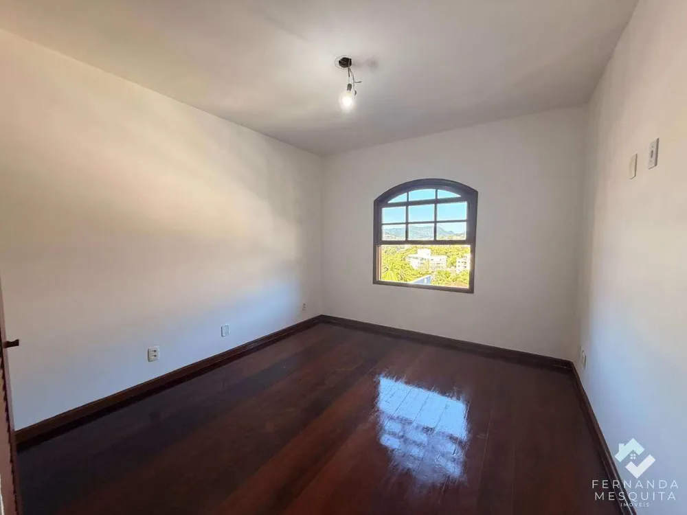 Casa, 3 quartos, 209 m² - Foto 13