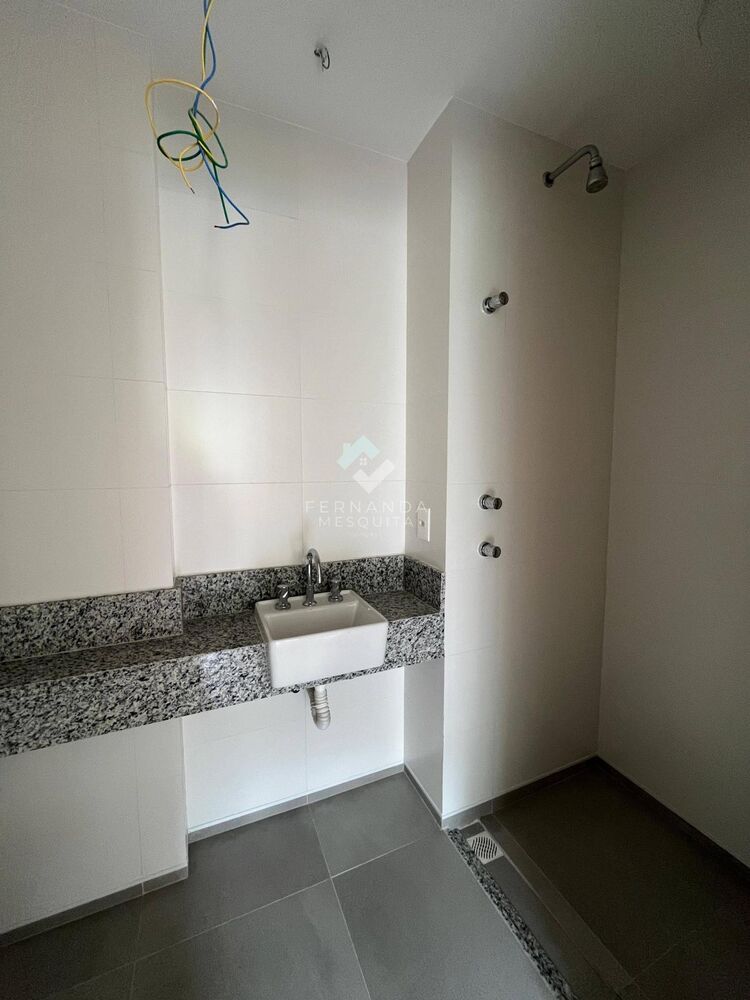 Apartamento à venda com 2 quartos, 74m² - Foto 2