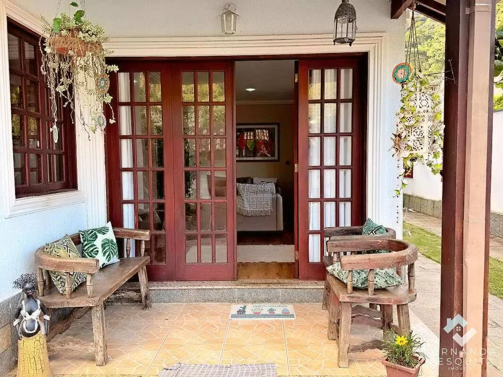 Casa, 4 quartos, 172 m² - Foto 2