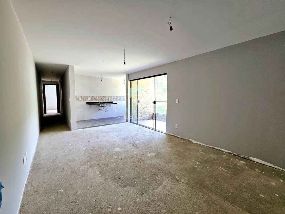 Apartamento à venda com 2 quartos, 73m² - Foto 1