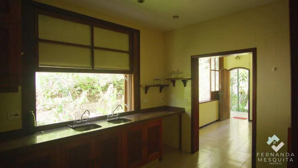 Casa, 5 quartos, 240 m² - Foto 7