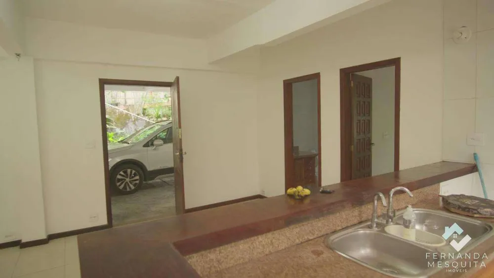 Casa, 5 quartos, 240 m² - Foto 18