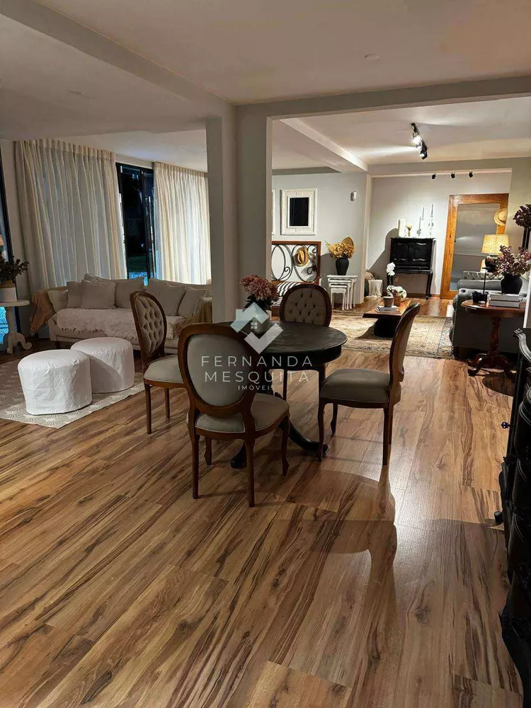 Casa, 4 quartos, 270 m² - Foto 3