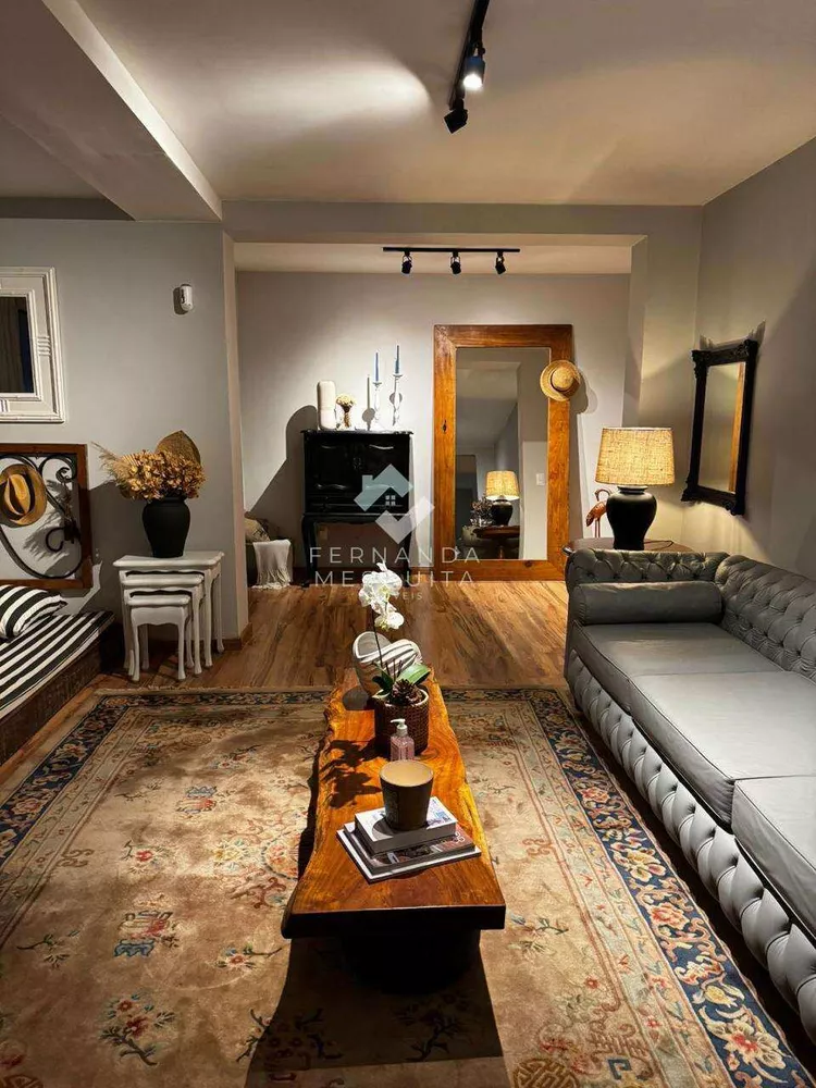 Casa, 4 quartos, 270 m² - Foto 28