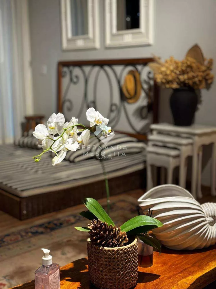 Casa, 4 quartos, 270 m² - Foto 18