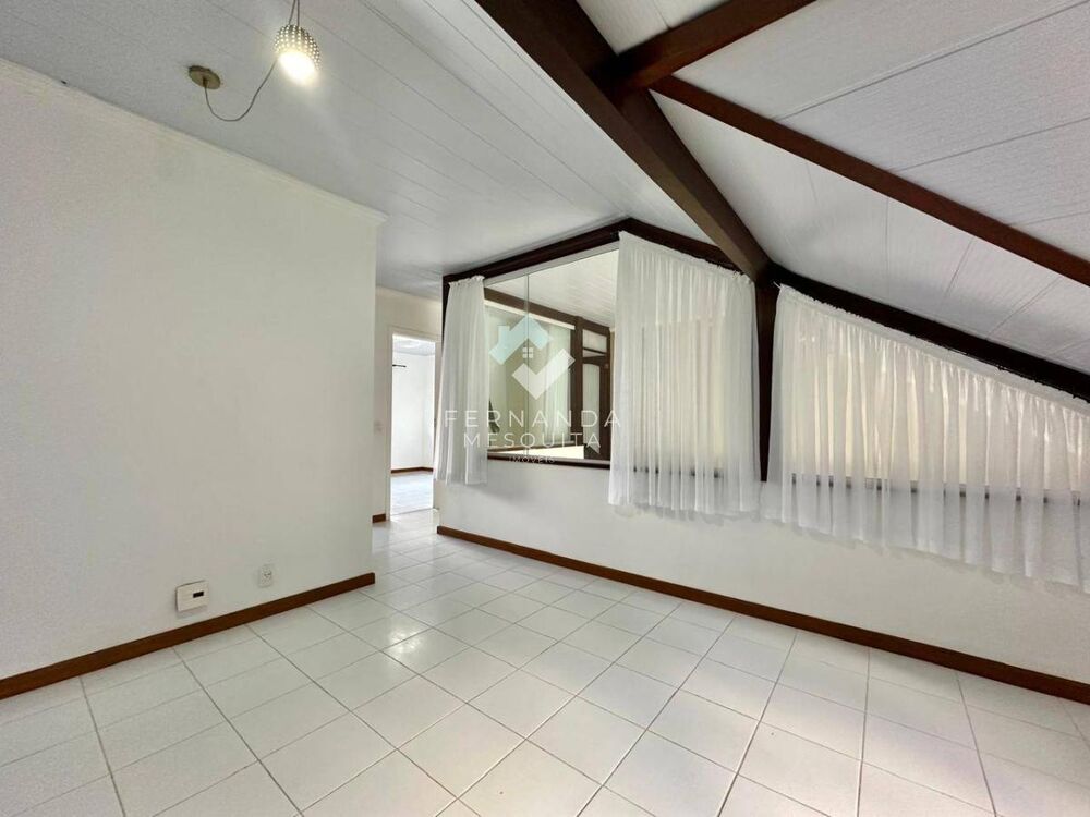 Casa de Condomínio à venda com 3 quartos, 111m² - Foto 4