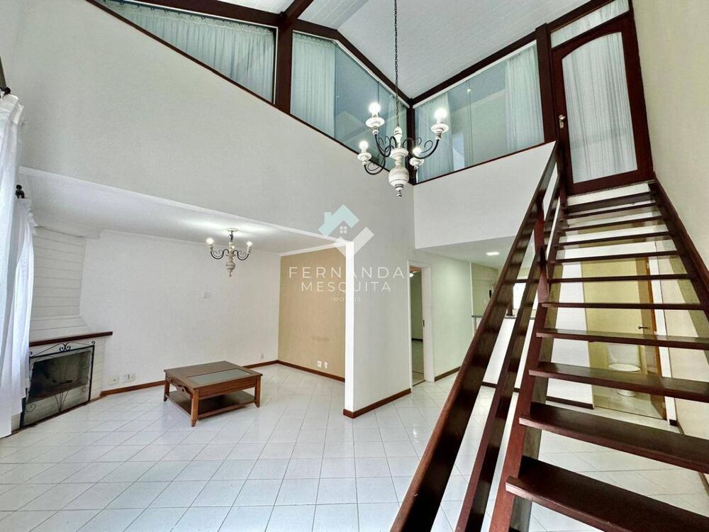 Casa de Condomínio à venda com 3 quartos, 111m² - Foto 1
