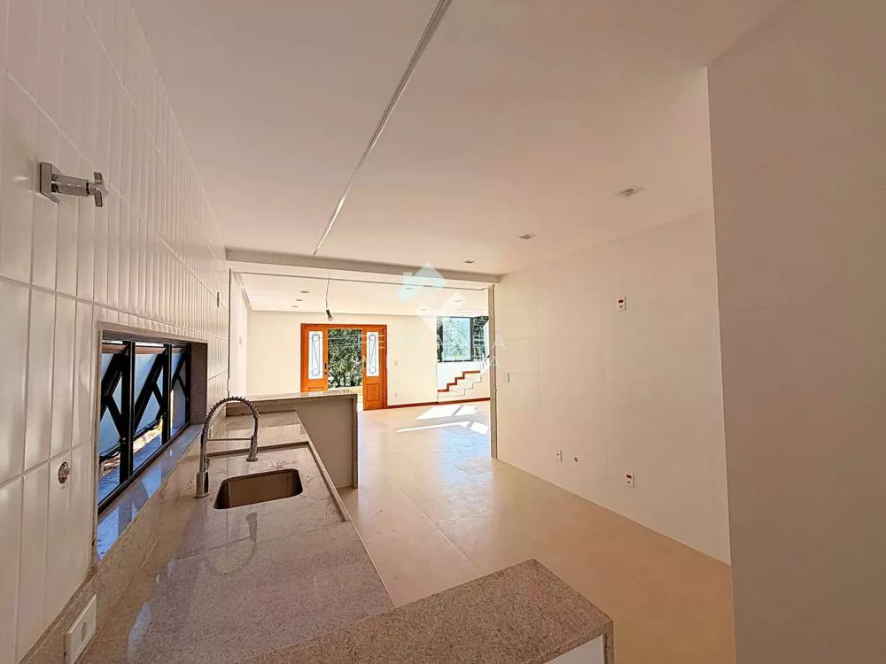 Casa, 3 quartos, 208 m² - Foto 7