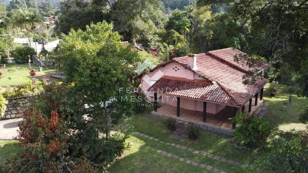 Sítio, 4 quartos, 235 m² - Foto 1