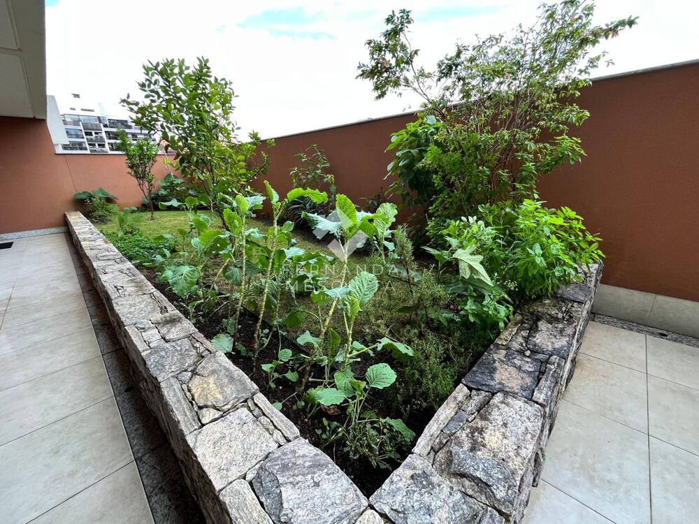 Cobertura à venda com 3 quartos, 207m² - Foto 4