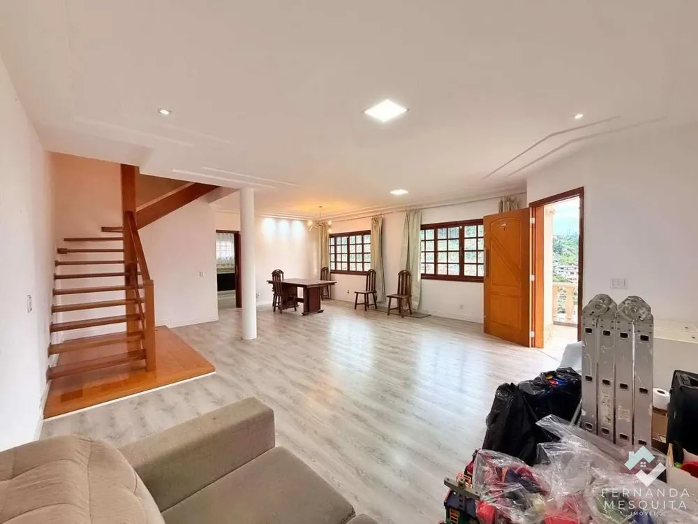Casa, 4 quartos, 195 m² - Foto 13