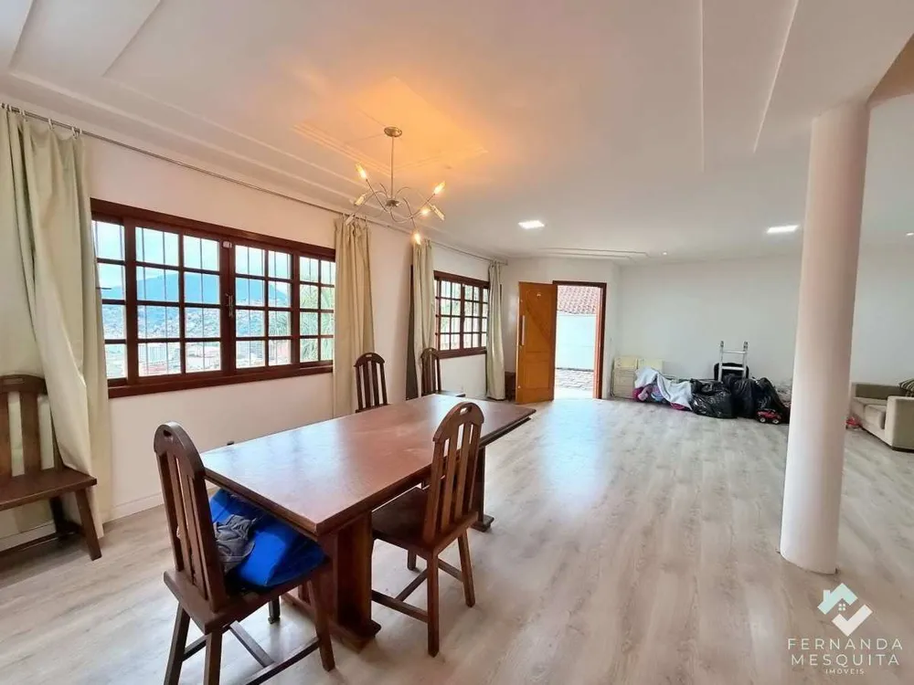 Casa, 4 quartos, 195 m² - Foto 9