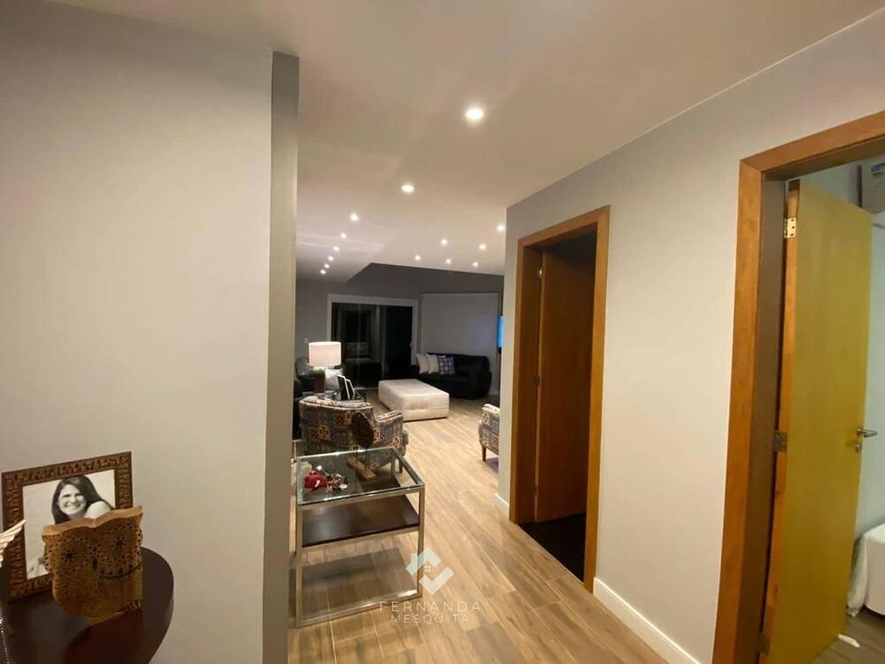 Casa de Condomínio à venda com 4 quartos, 253m² - Foto 3