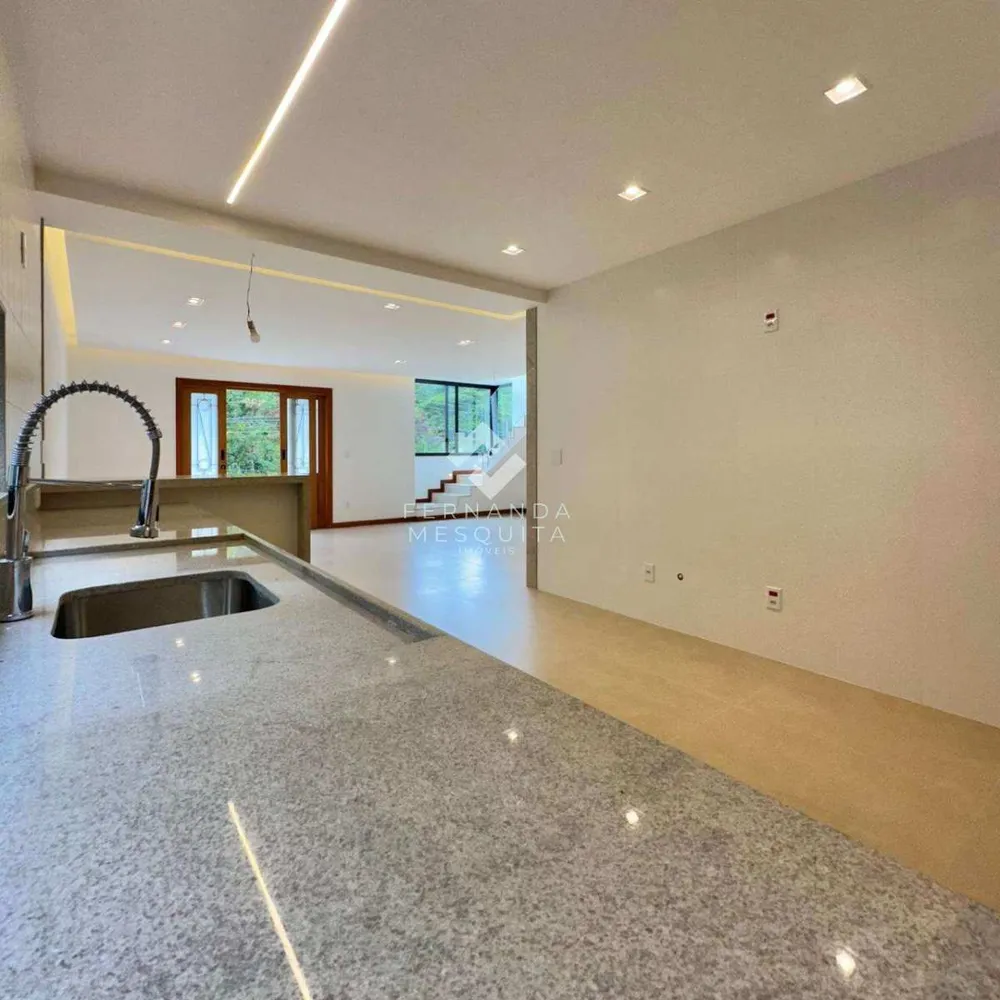 Casa, 3 quartos, 208 m² - Foto 15
