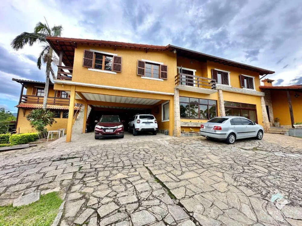 Casa, 4 quartos, 188 m² - Foto 2