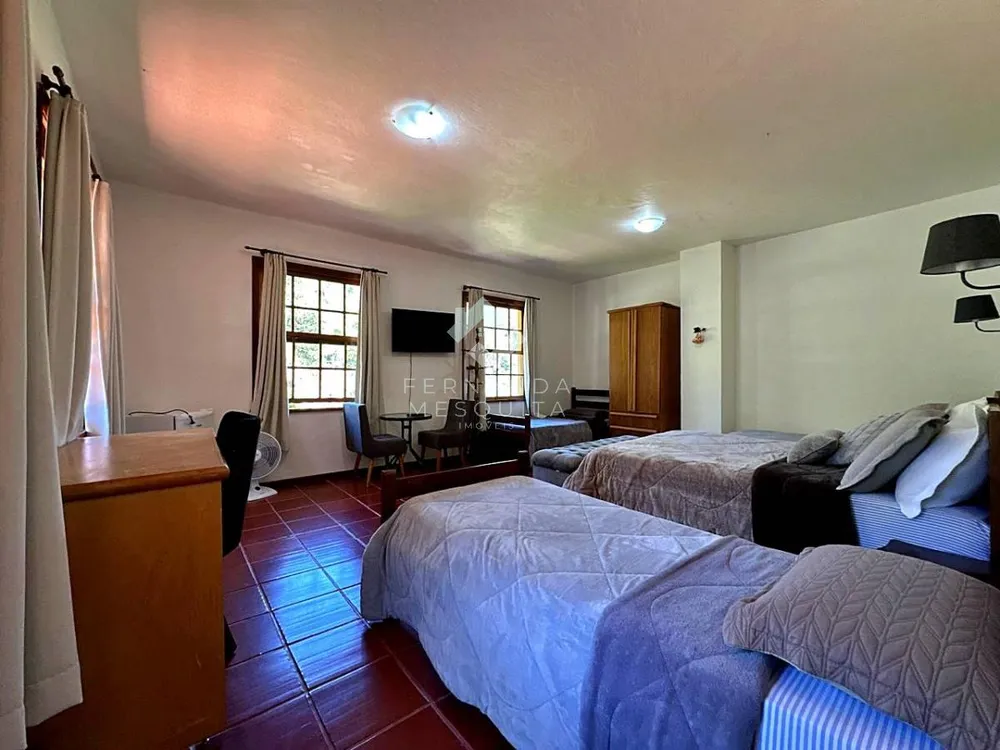 Casa, 10 quartos, 379 m² - Foto 24
