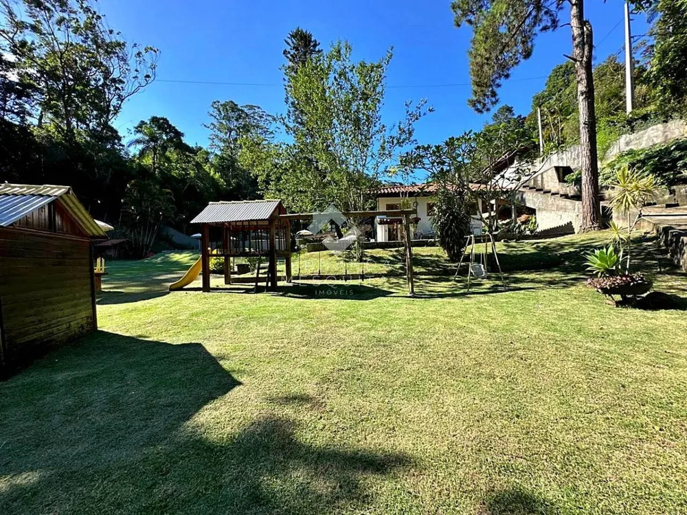 Casa, 10 quartos, 379 m² - Foto 4