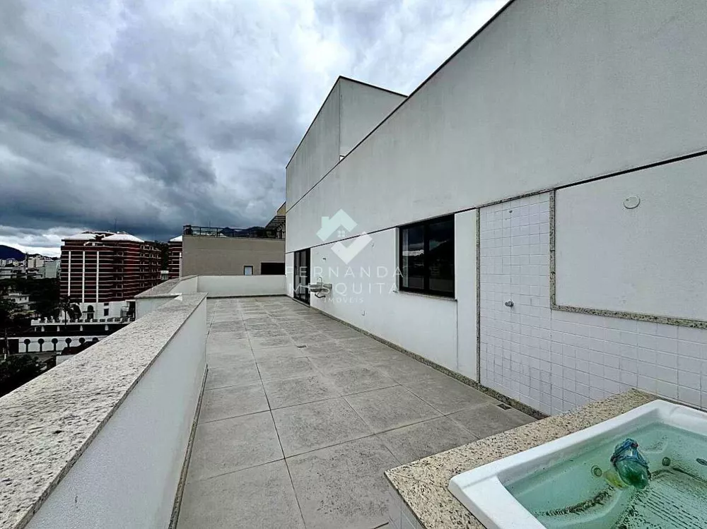 Cobertura, 3 quartos, 205 m² - Foto 1