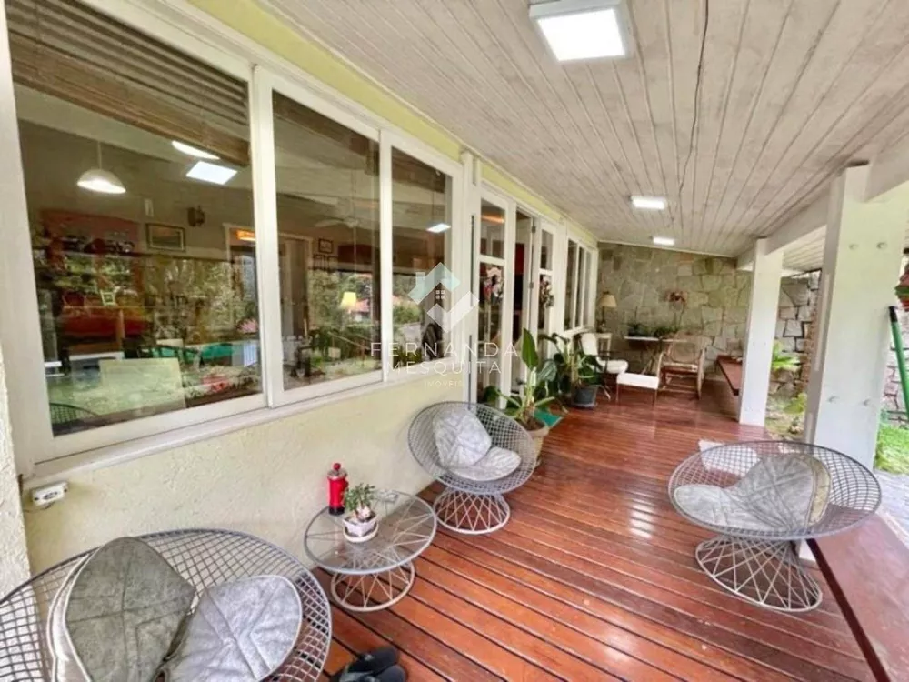 Casa, 5 quartos, 269 m² - Foto 2