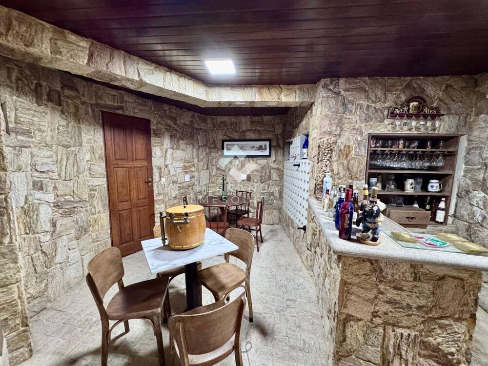 Casa de Condomínio à venda com 6 quartos, 476m² - Foto 3
