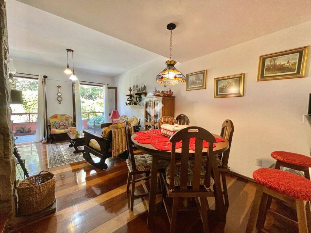 Apartamento à venda com 2 quartos, 65m² - Foto 1