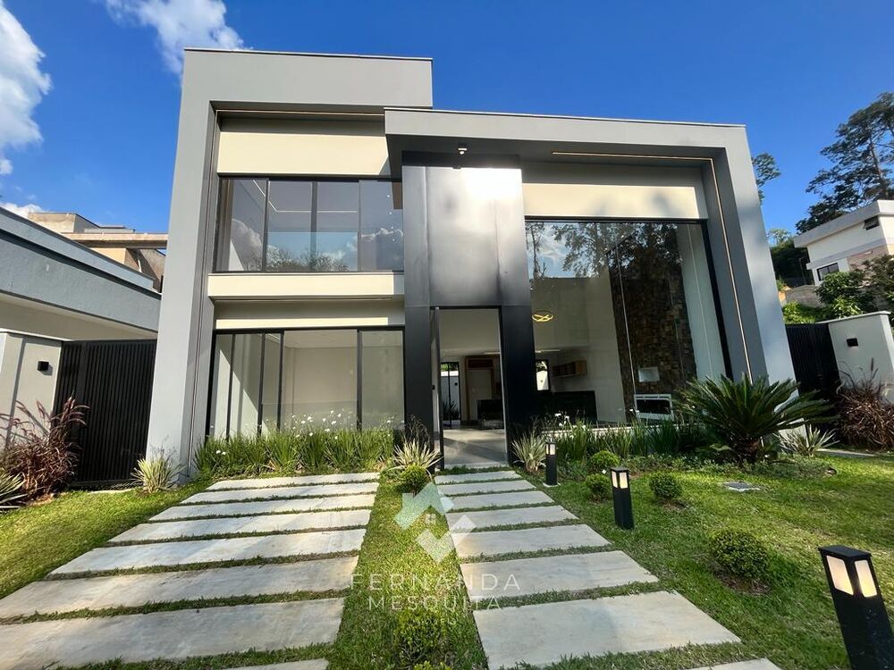 Casa de Condomínio à venda com 3 quartos, 147m² - Foto 1