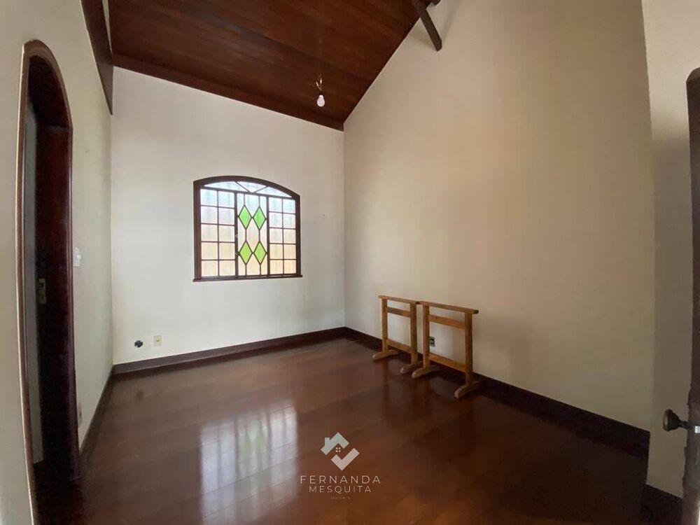 Casa à venda com 3 quartos, 144m² - Foto 9