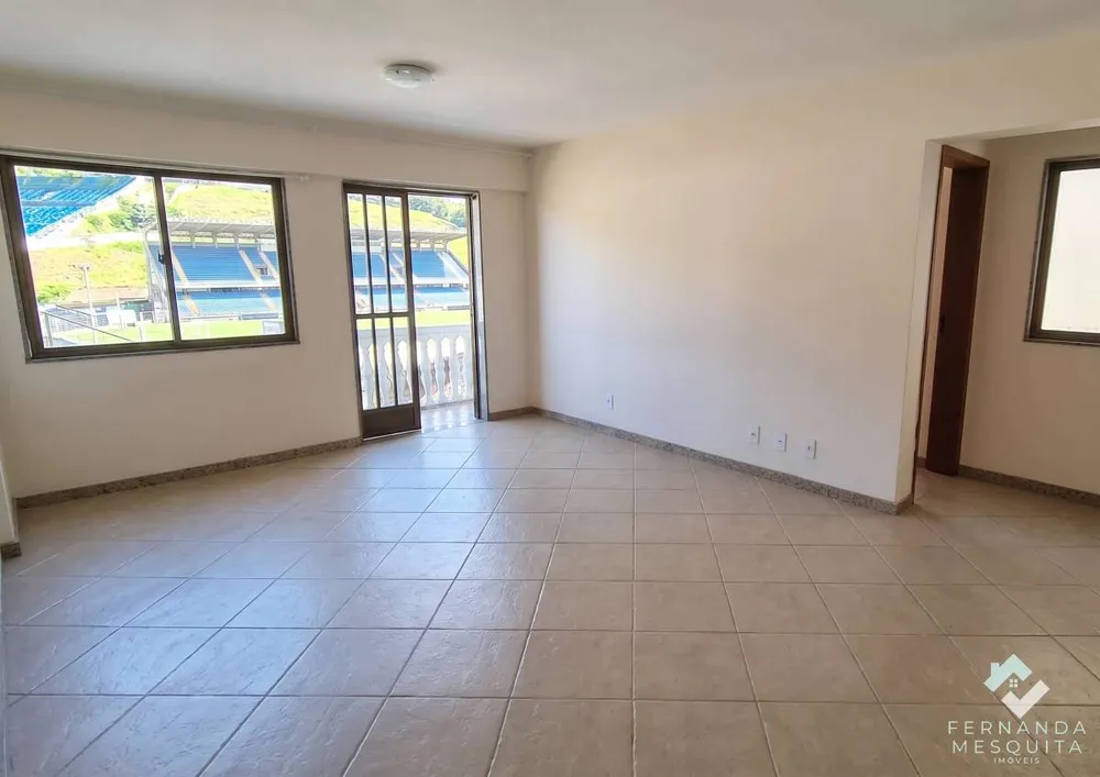 Apartamento, 3 quartos, 116 m² - Foto 2