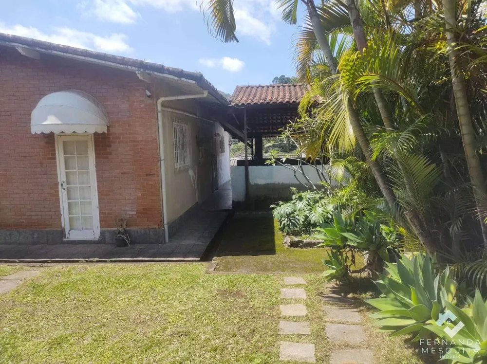 Casa, 5 quartos, 601 m² - Foto 1