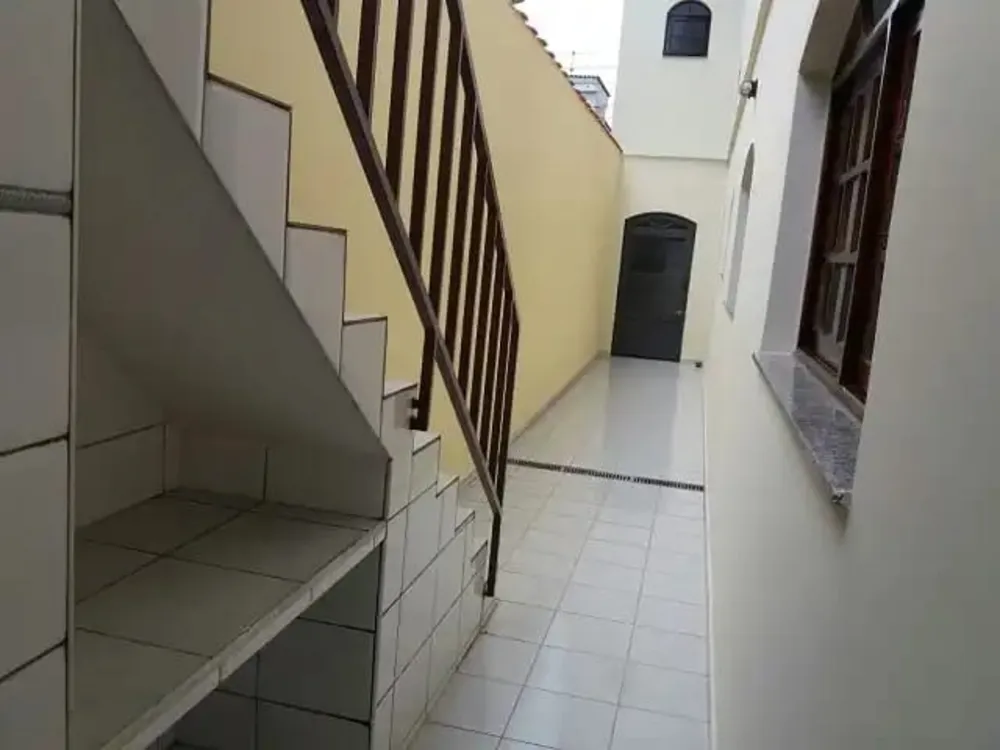 Sobrado, 3 quartos, 272 m² - Foto 2