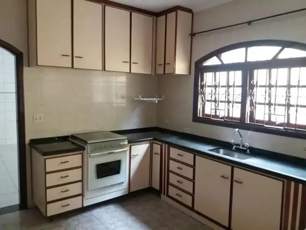 Sobrado, 3 quartos, 272 m² - Foto 3