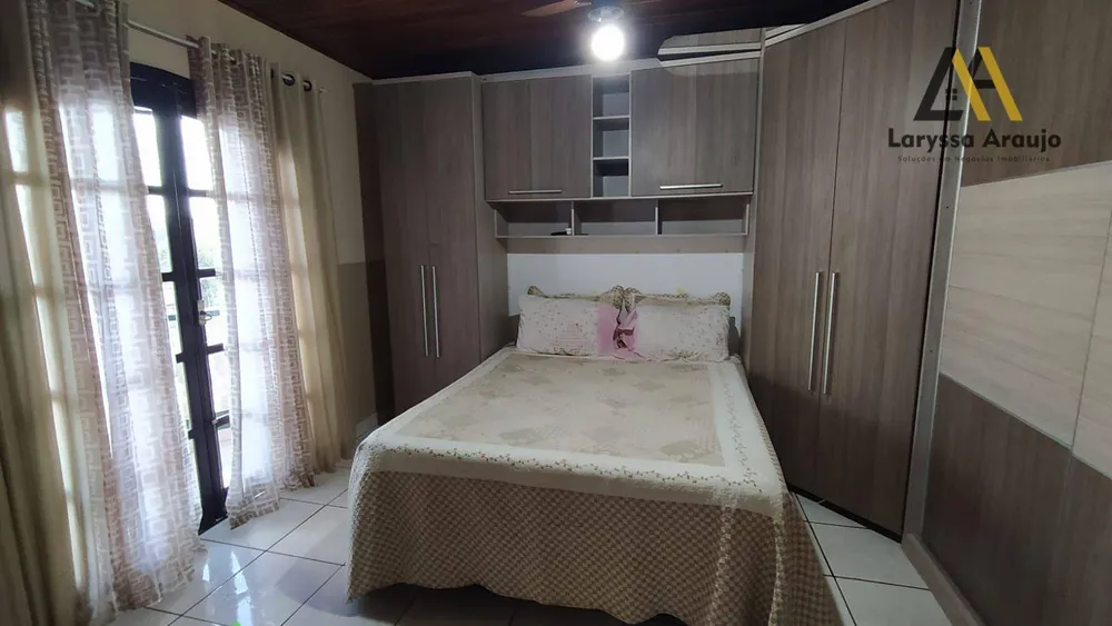 Casa, 3 quartos, 218 m² - Foto 15