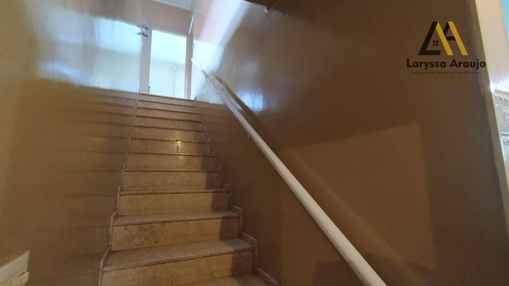Casa, 5 quartos, 250 m² - Foto 3
