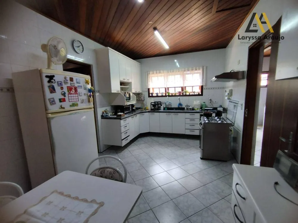 Casa, 3 quartos, 174 m² - Foto 10