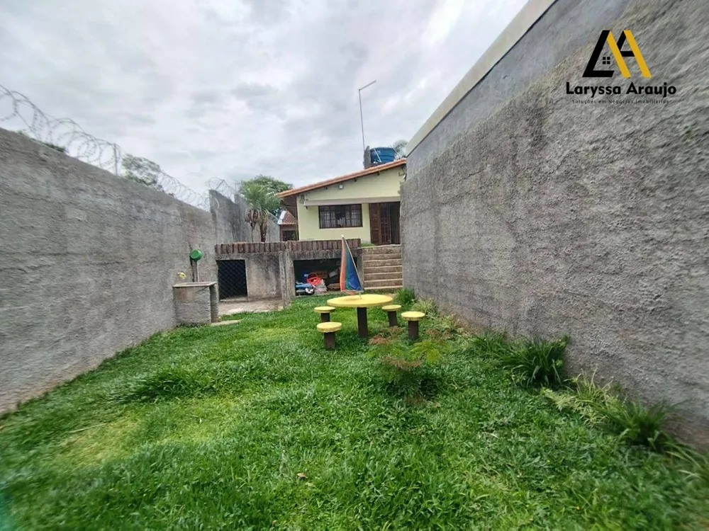Casa, 3 quartos, 195 m² - Foto 2