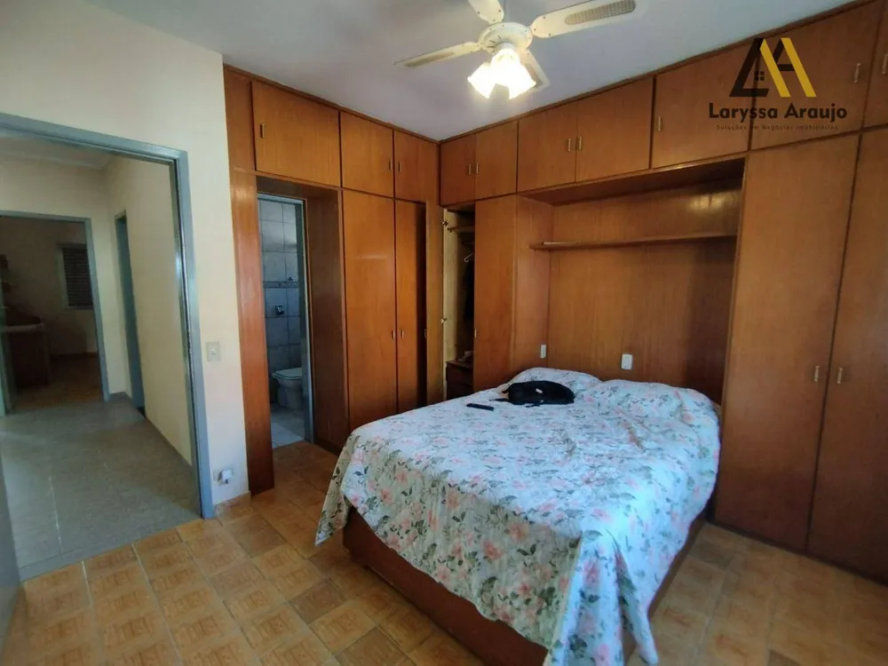 Casa, 4 quartos, 310 m² - Foto 3