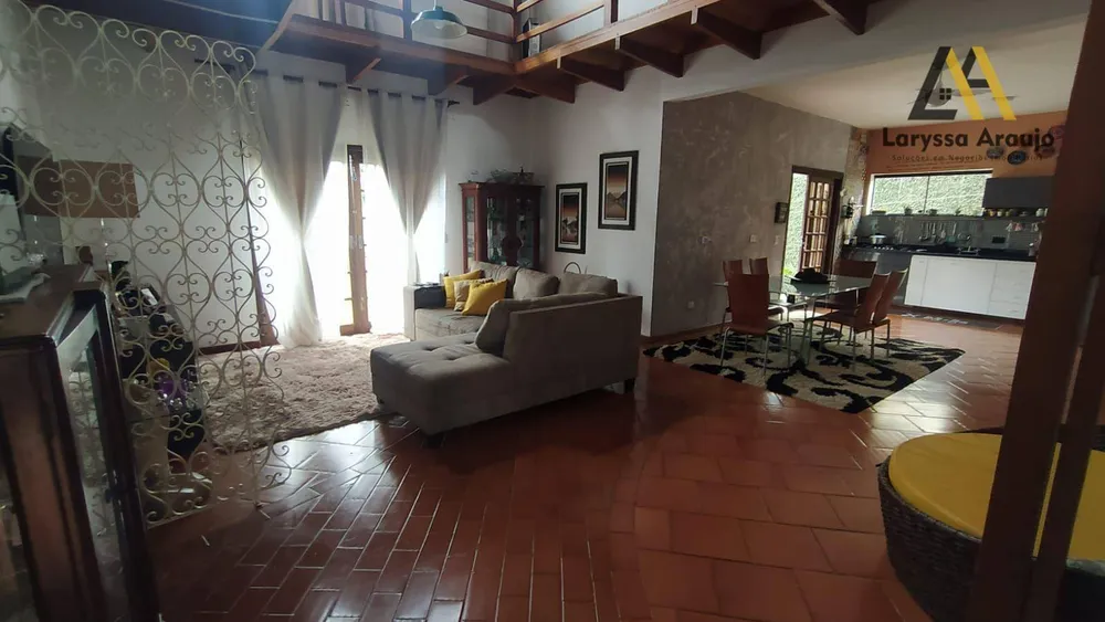 Casa, 2 quartos, 252 m² - Foto 14