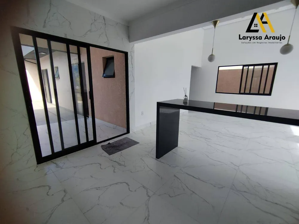 Casa, 3 quartos, 220 m² - Foto 1